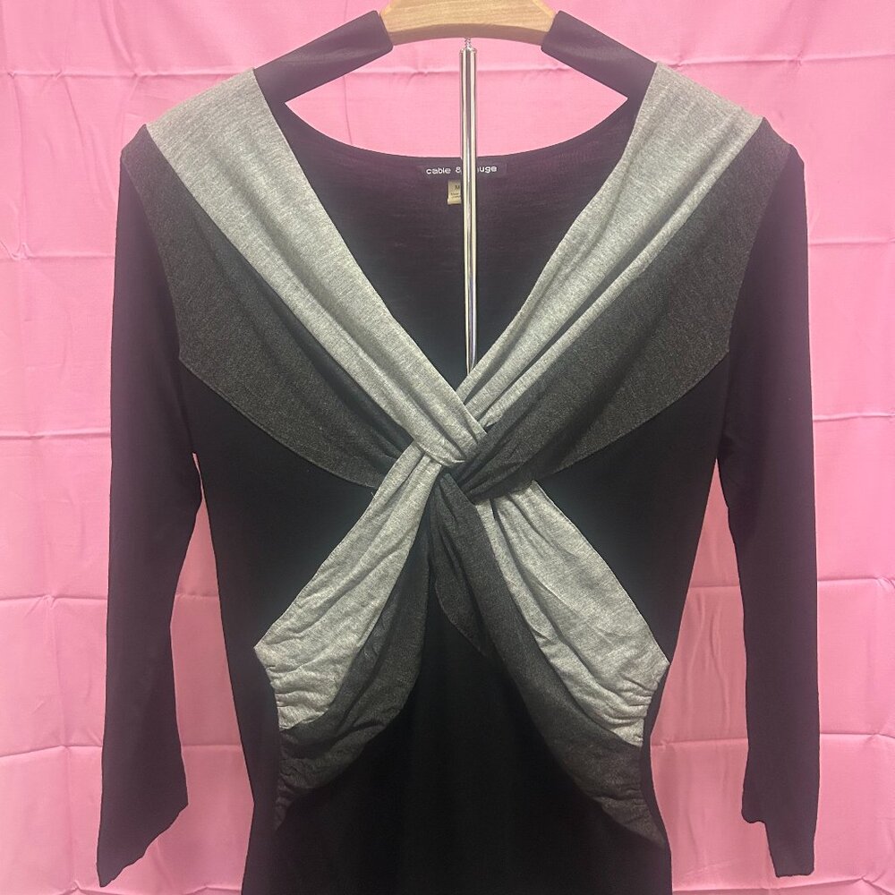 Cable and Gauge black top with two tone gray criss cross knot accent